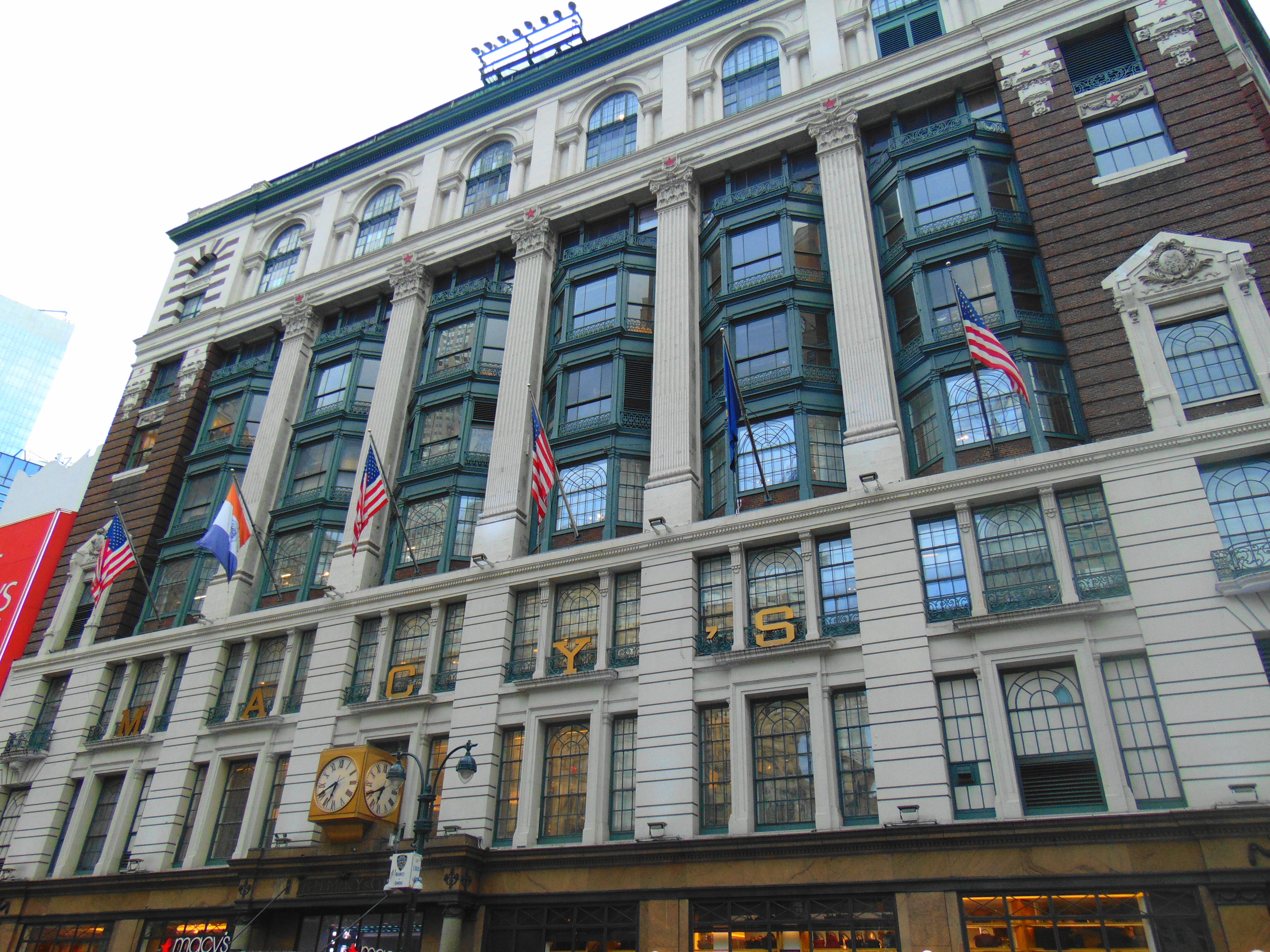 Exterior Photo of Macy's in Herald Square