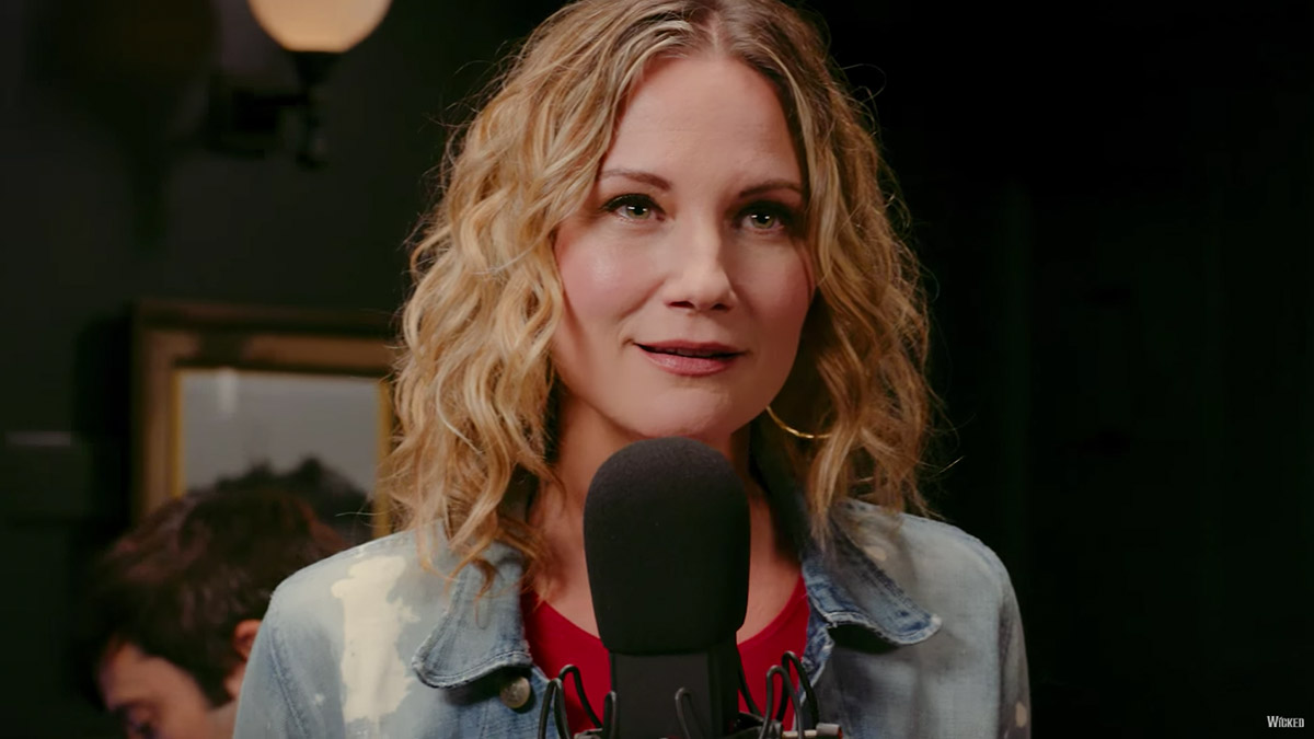 Jennifer Nettles performs No Good Deed from Wicked the Musical on Broadway