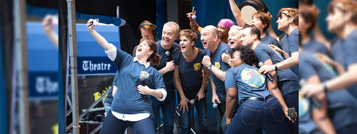 The cast of Come From Away at the 2017 Stars in the Alley Concert