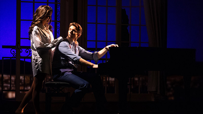 Samantha Barks and Andy Karl in <i>Pretty Woman: The Musical</i>. Photo by Matthew Murphy.