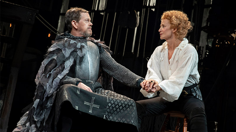 Dylan Baker and Janet McTeer in <i>Bernhardt/Hamlet</i>. Photo by Joan Marcus.