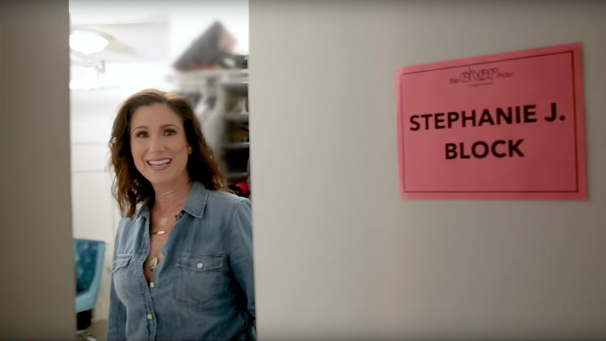 Stephanie J Block gives a tour of her dressing room at the Neil Simon Theatre