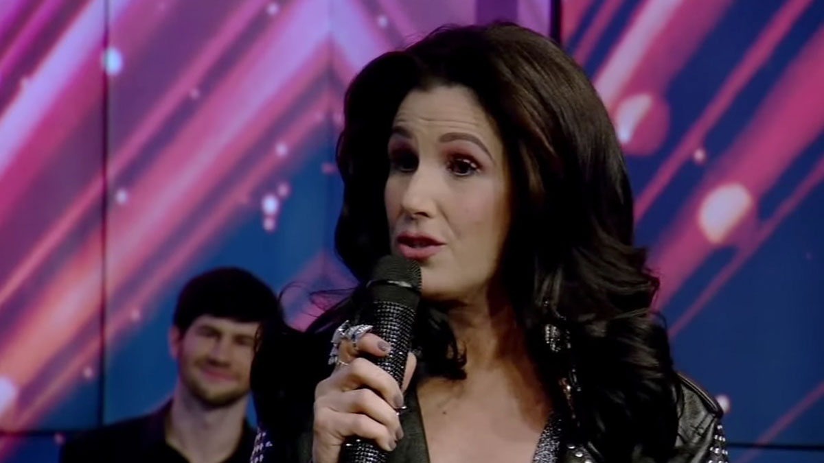 Stephanie J. Block From The Cher Show On LIVE With Kelly And Ryan ...