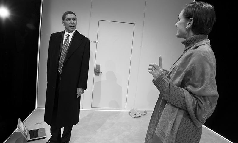 Peter Francis James and Laurie Metcalf in <i>Hillary and Clinton</i>. Photo by Julieta Cervantes.