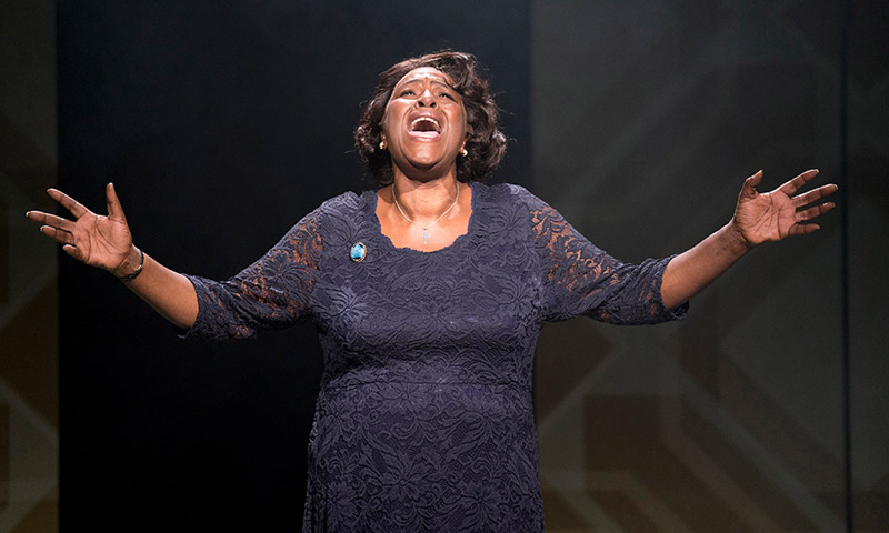 Sharon D Clarke in <i>Caroline, Or Change.</i> Photo by Alastair Muir.