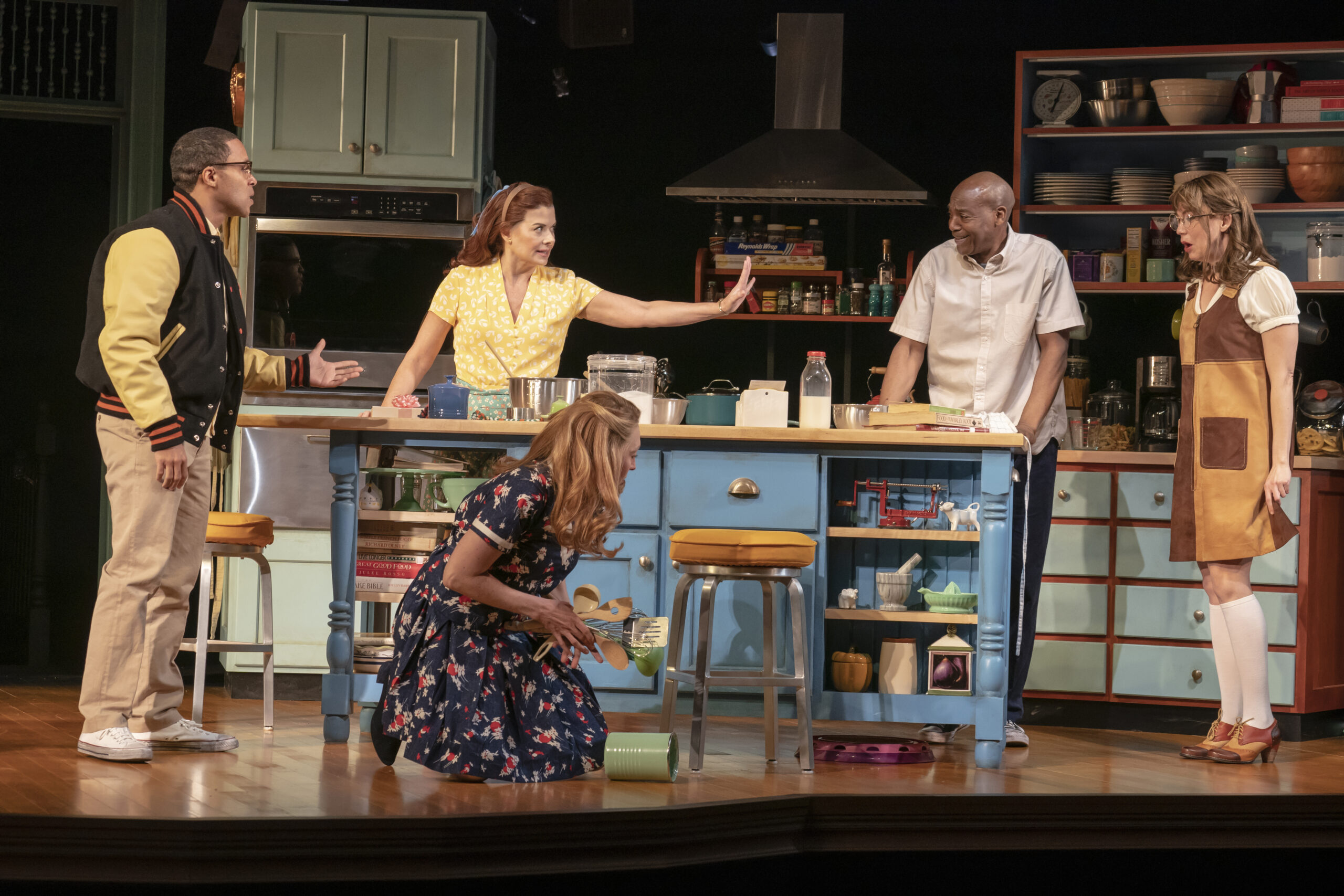 Christopher Livingston, Debra Messing, Crystal Finn, John Earl Jelks, and Susannah Flood in Birthday Candles. Photo by Joan Marcus.