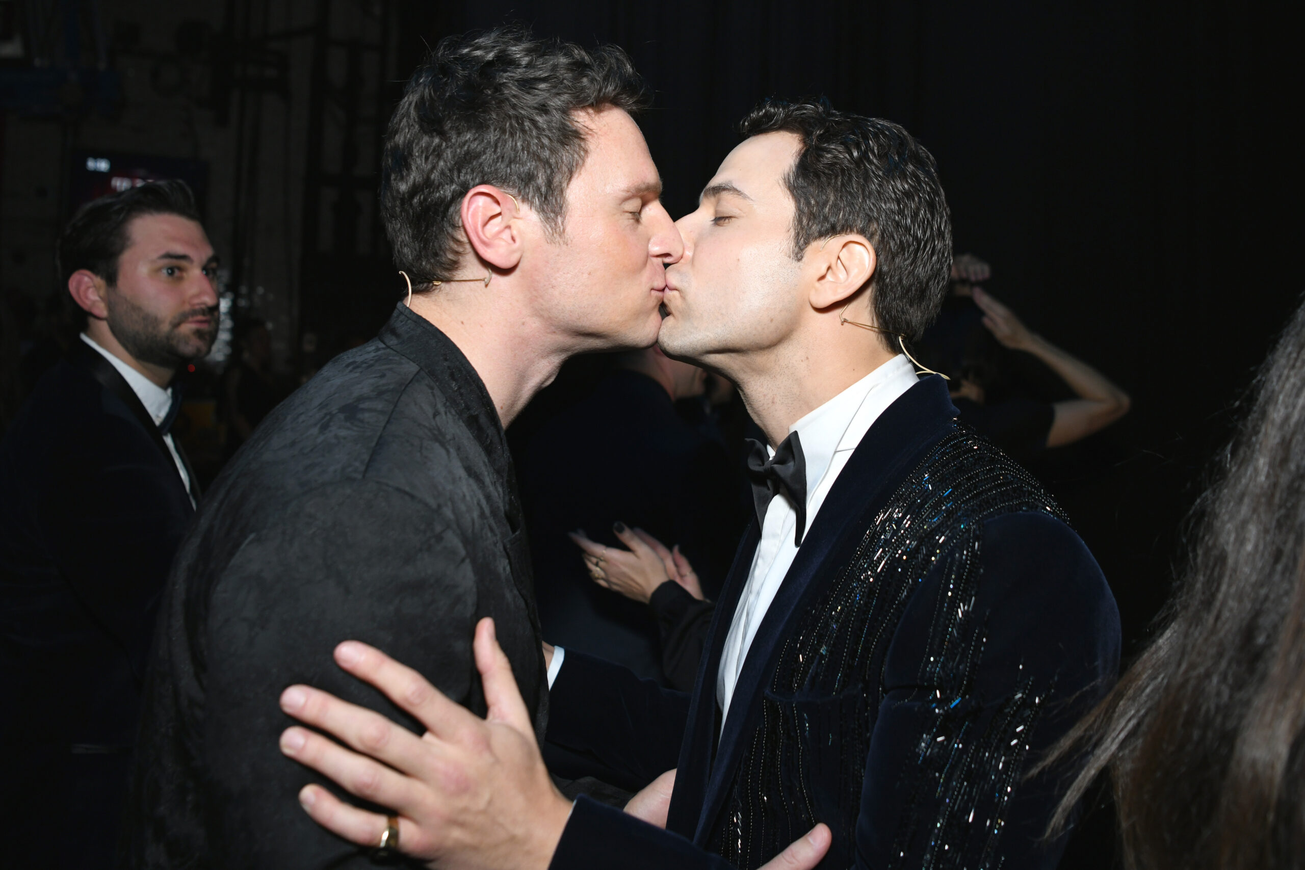 Jonathan Groff and Skylar Astin at the 75th Annual Tony Awards. Photo by Jenny Anderson/Getty Images for Tony Awards Productions.