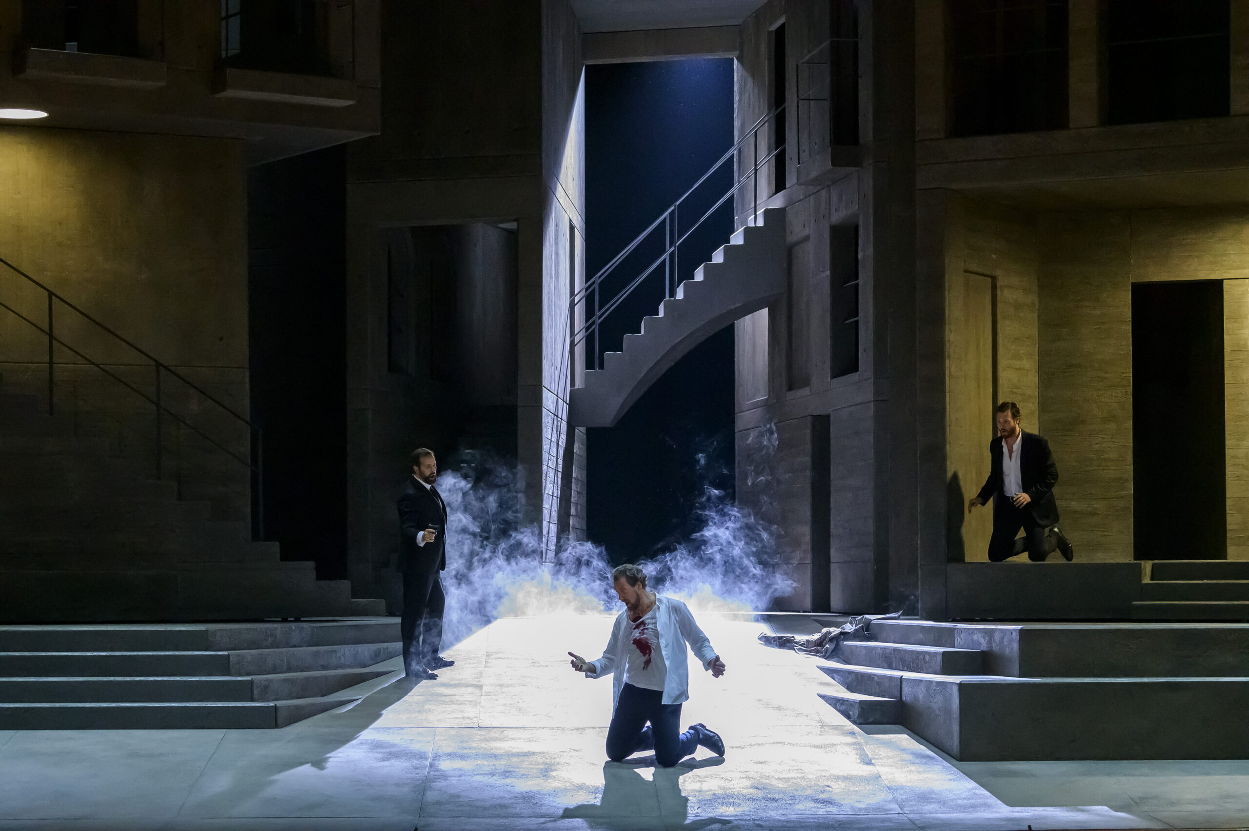A scene from Mozart's Don Giovanni. Photo by Charles Duprat / Paris Opera.