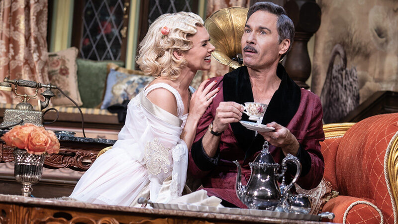 First Look: Star-Studded <i>The Cottage</i> Opens on Broadway