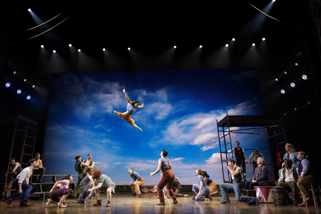 The cast of Water for Elephants. Photo by Matthew Murphy.