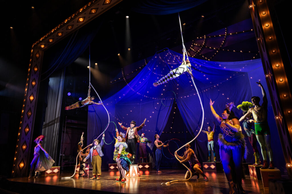 The cast of Water for Elephants. Photo by Matthew Murphy.