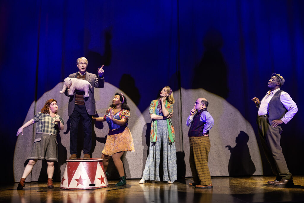 Marissa Rosen, Gregg Edelman, Taylor Colleton, Sara Gettelfinger, Joe De Paul, and Stan Brown in Water for Elephants. Photo by Matthew Murphy.