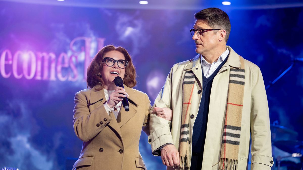 Watch Now: Simard and Sieber Perform <i>Death Becomes Her</i> Song