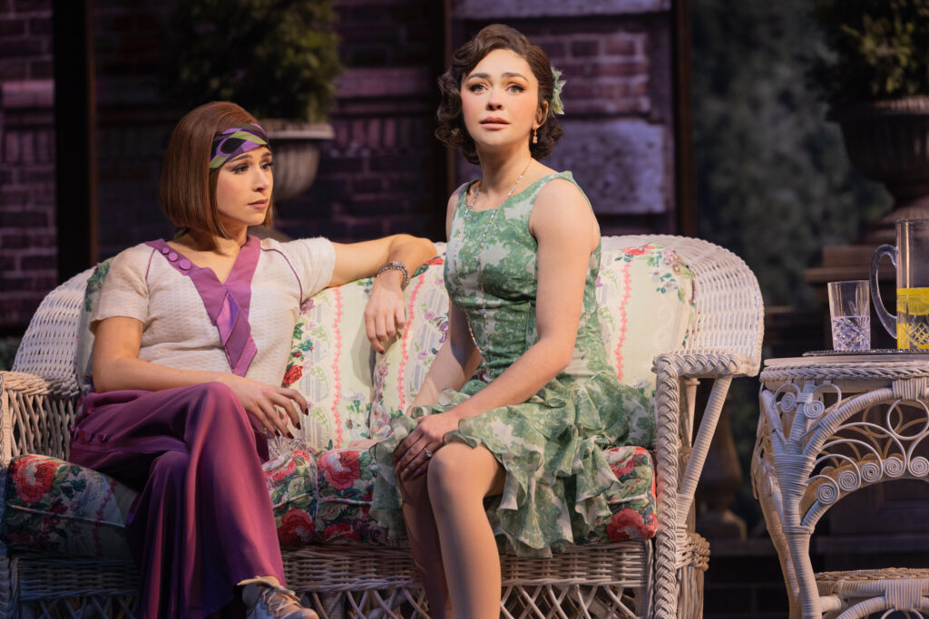 Samantha Pauly and Sarah Hyland in The Great Gatsby.