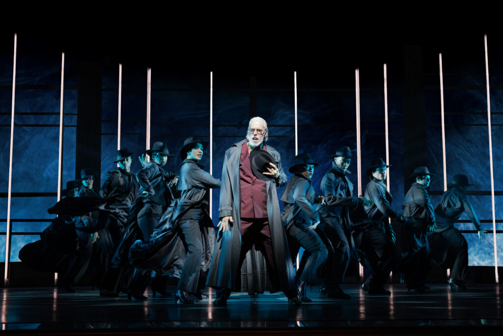 Terrence Mann and cast of The Great Gatsby.