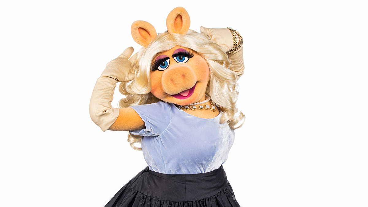 Icon Miss Piggy Joins <i>Rob Lake Magic With Special Guests The Muppets</i>