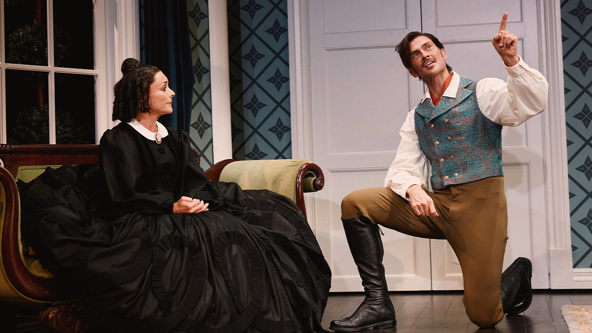 Friends Jane Krakowski and Cheyenne Jackson Talk All Things <i>Oh, Mary!</i>